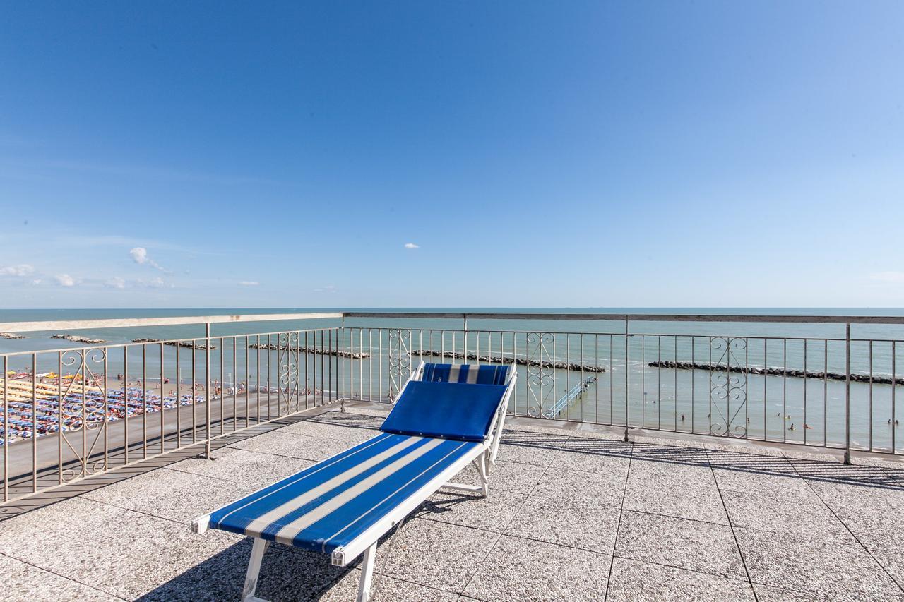 Hotel Universal Bellaria-Igea Marina Exterior foto